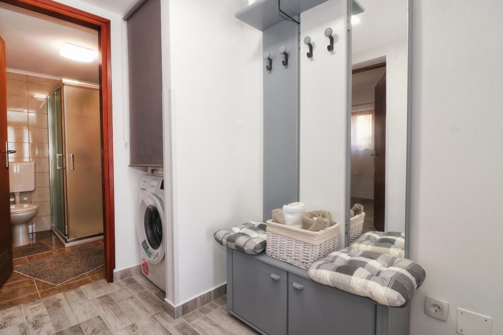 Studio Apartman Edy 3 Pula Buitenkant foto